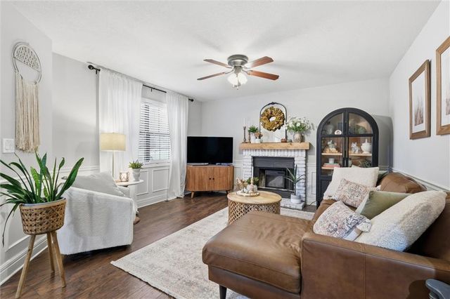 3922 Willshire Drive, Lawrence, KS 66049