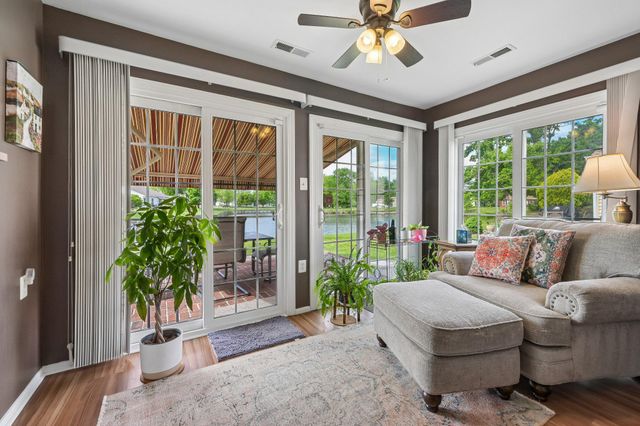 14 W BERWIN WAY, Mount Laurel, NJ 08054