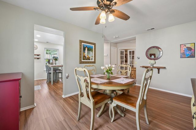 14 W BERWIN WAY, Mount Laurel, NJ 08054
