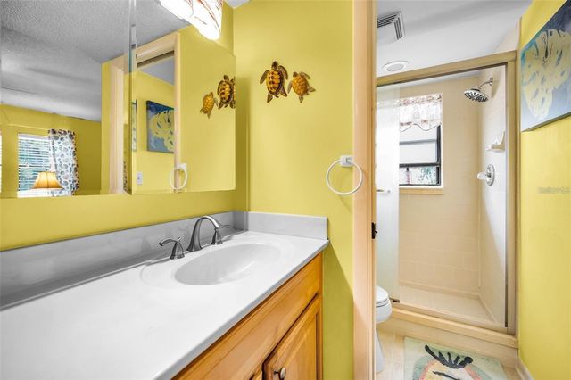 300 S FLORIDA AVENUE 200J, Tarpon Springs, FL 34689