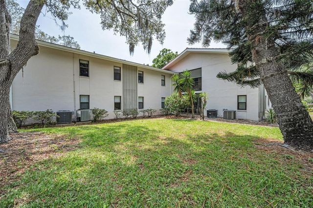 300 S FLORIDA AVENUE 200J, Tarpon Springs, FL 34689