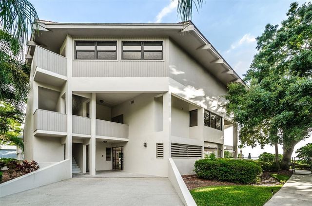 300 S FLORIDA AVENUE 200J, Tarpon Springs, FL 34689