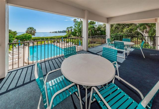 300 S FLORIDA AVENUE 200J, Tarpon Springs, FL 34689