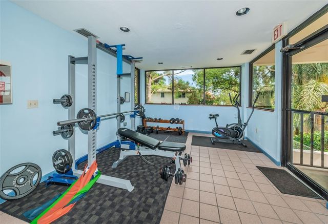 300 S FLORIDA AVENUE 200J, Tarpon Springs, FL 34689