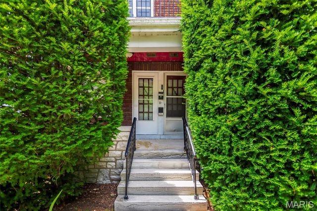 1109-1111 Claytonia Terrace, Richmond Heights, MO 63117