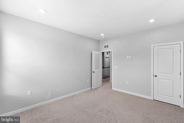 45954 RAVEN TER, Sterling, VA 20165