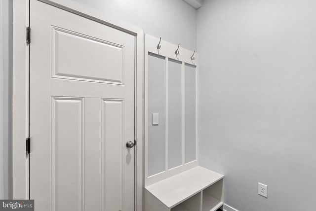 45954 RAVEN TER, Sterling, VA 20165