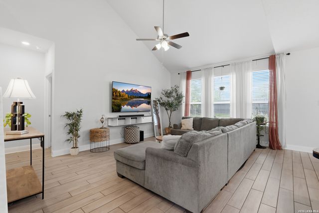 3511 Bronzed Copper, Bulverde, TX 78163