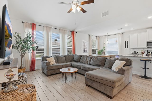 3511 Bronzed Copper, Bulverde, TX 78163