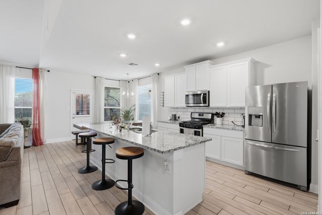 3511 Bronzed Copper, Bulverde, TX 78163