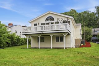 32 Brayton Rd, Boston, MA 02135