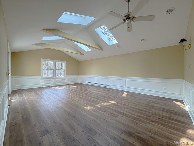 10151 Pineledge Drive South, Clarence, NY 14031