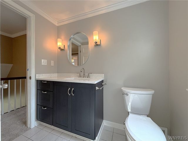 10151 Pineledge Drive South, Clarence, NY 14031