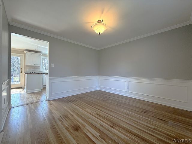 10151 Pineledge Drive South, Clarence, NY 14031