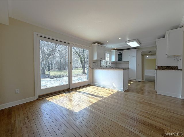 10151 Pineledge Drive South, Clarence, NY 14031