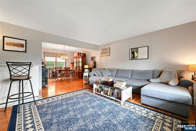 347 Chestnut Avenue, South Hackensack, NJ 07606