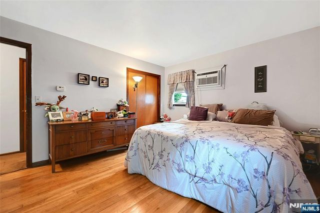 347 Chestnut Avenue, South Hackensack, NJ 07606