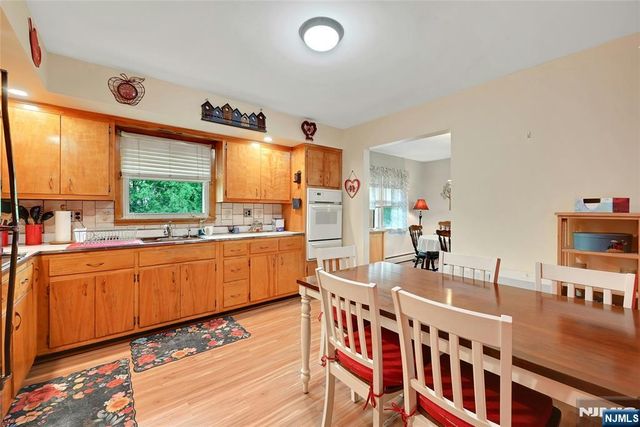 347 Chestnut Avenue, South Hackensack, NJ 07606