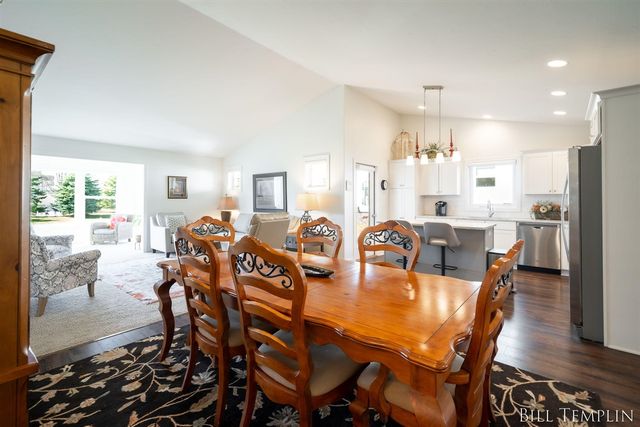 6553 Potters Wheel Drive, Caledonia, MI 49316