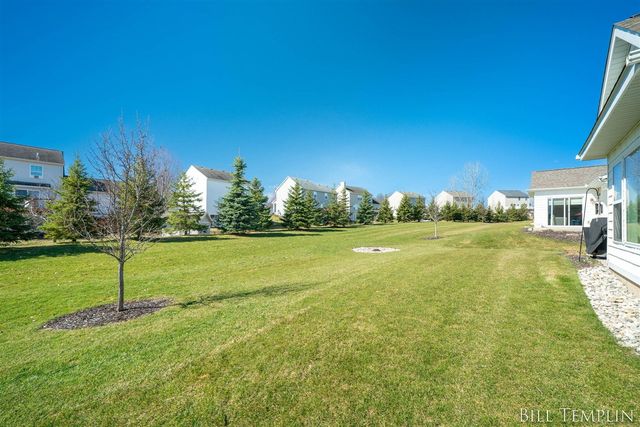 6553 Potters Wheel Drive, Caledonia, MI 49316