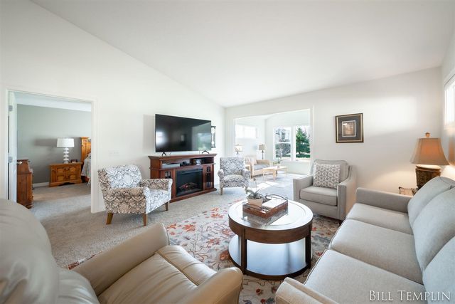 6553 Potters Wheel Drive, Caledonia, MI 49316