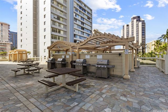 445 Seaside Avenue 3909, Honolulu, HI 96814