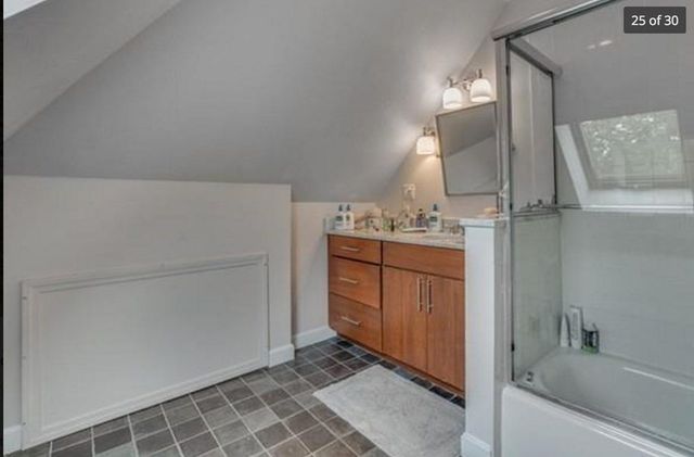 76 Walden St 2, Cambridge, MA 02140