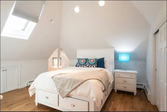 76 Walden St 2, Cambridge, MA 02140