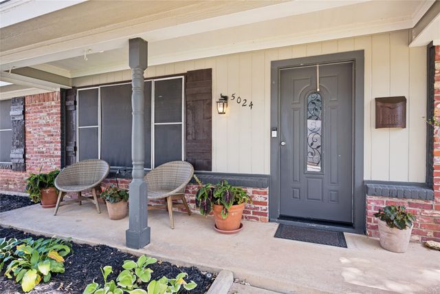 5024 Fall River Drive, Fort Worth, TX 76103
