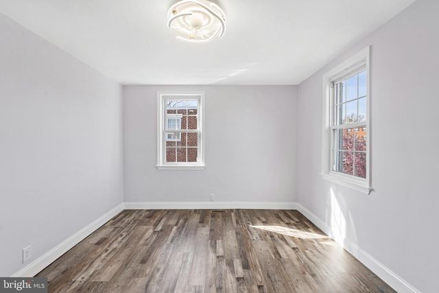 218 E COUNTY LINE RD, Hatboro, PA 19040