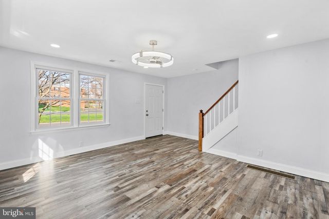 218 E COUNTY LINE RD, Hatboro, PA 19040