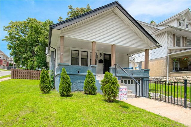 346 Kensington Avenue, Kansas City, MO 64124