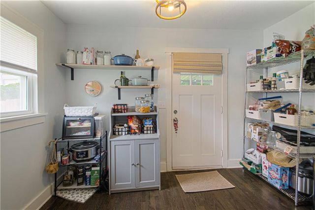 346 Kensington Avenue, Kansas City, MO 64124