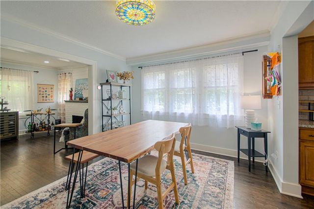 346 Kensington Avenue, Kansas City, MO 64124