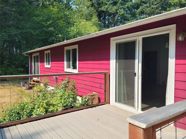 1671 Dickinson Avenue, Shelton, WA 98584
