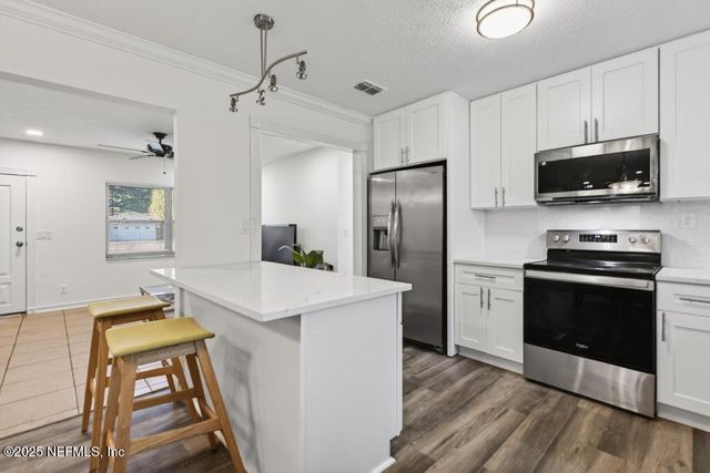 8219 NEWPORT Road, Jacksonville, FL 32244