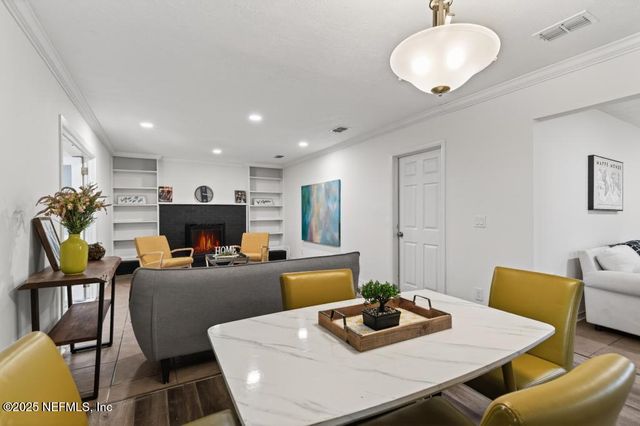 8219 NEWPORT Road, Jacksonville, FL 32244