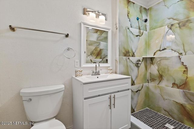 8219 NEWPORT Road, Jacksonville, FL 32244