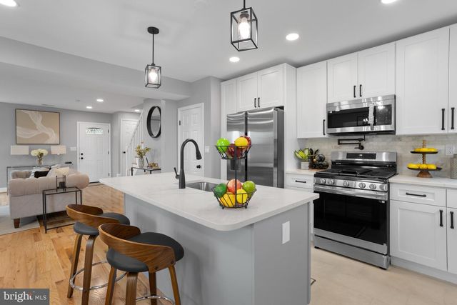 1358 CROFTON RD, Baltimore, MD 21239