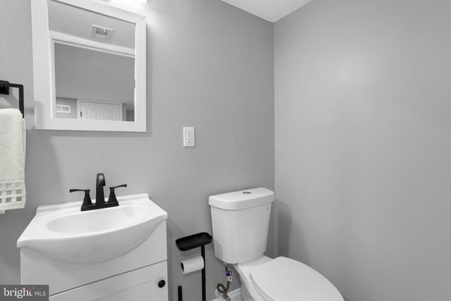 1358 CROFTON RD, Baltimore, MD 21239