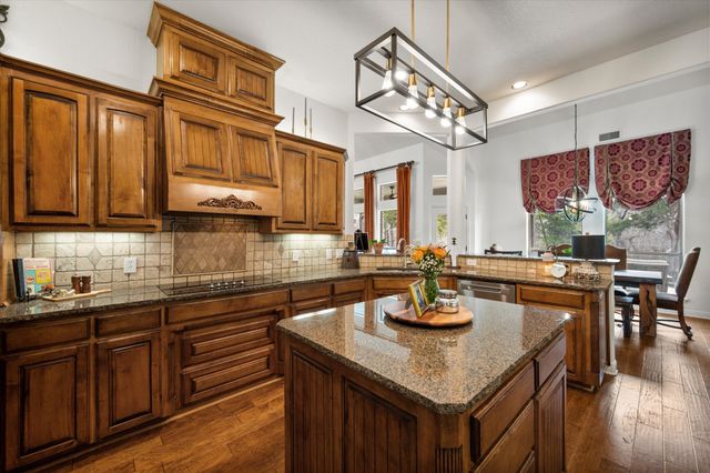 3840 Angela Court, Midlothian, TX 76065