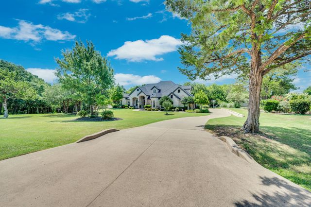 3840 Angela Court, Midlothian, TX 76065
