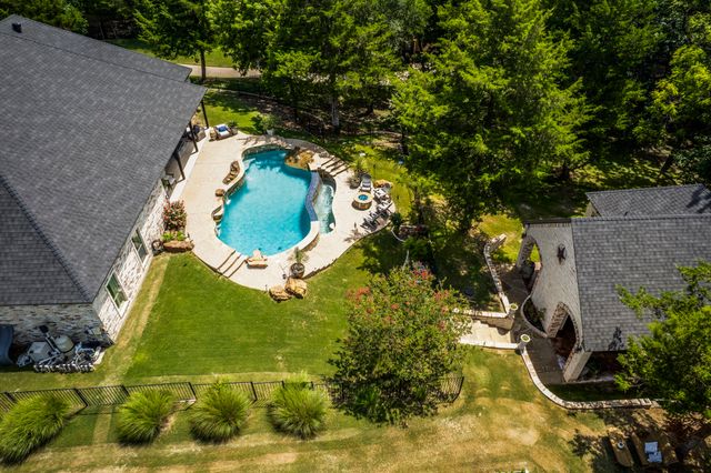 3840 Angela Court, Midlothian, TX 76065