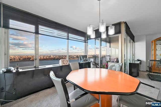 5 Horizon Road 2909, Fort Lee, NJ 07024