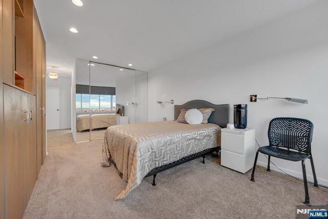 5 Horizon Road 2909, Fort Lee, NJ 07024