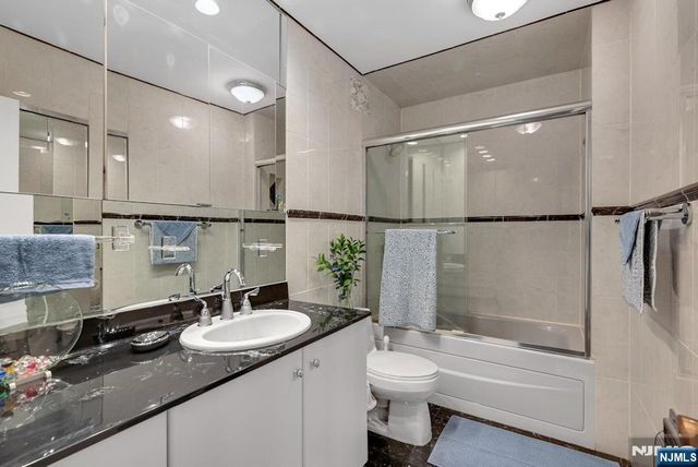 5 Horizon Road 2909, Fort Lee, NJ 07024