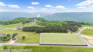 215 Deer Run Drive, Jasper, TN 37347