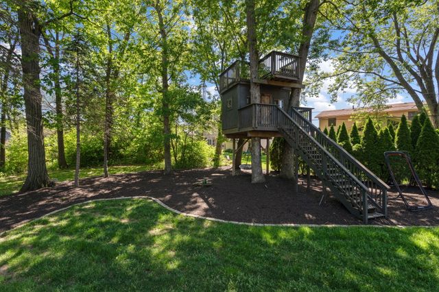 11728 Monroe Place, Crown Point, IN 46307