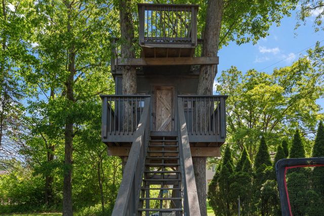 11728 Monroe Place, Crown Point, IN 46307