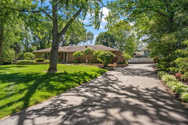 11728 Monroe Place, Crown Point, IN 46307